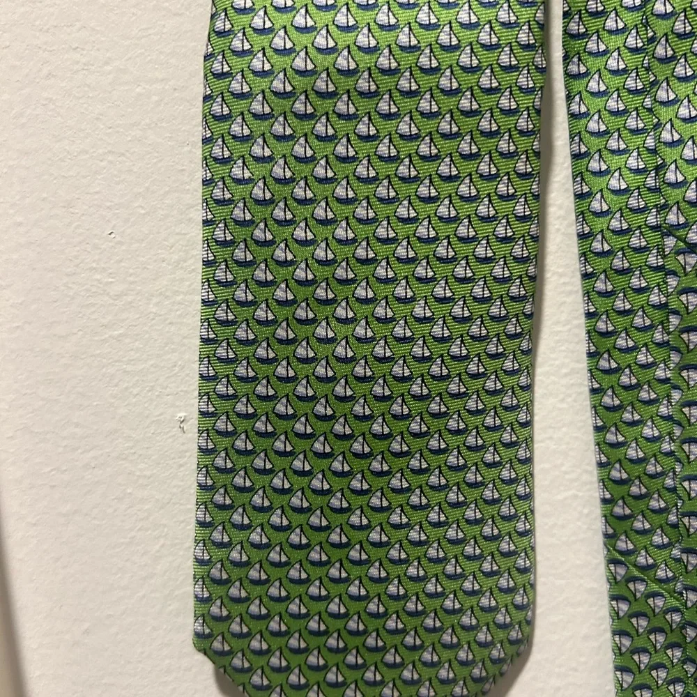 Boys Brooks Brothers sailboat tie NWT